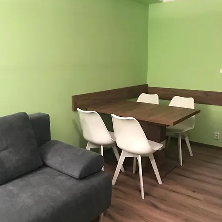 Apartment Krusne Hory - Klinovec 2 Km- 2-4 Osoby Jachymov